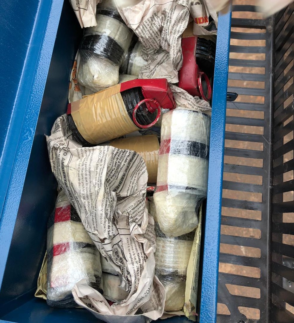 Granadas apreendidas pela PF na região da fronteira em MS  — Foto: PF/Reprodução