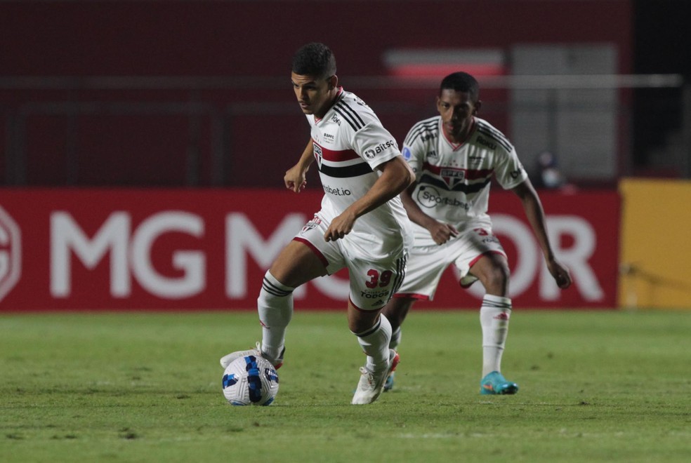 Maioli ficou quase dois anos sem jogar na base do São Paulo — Foto: Rubens Chiri/saopaulofc