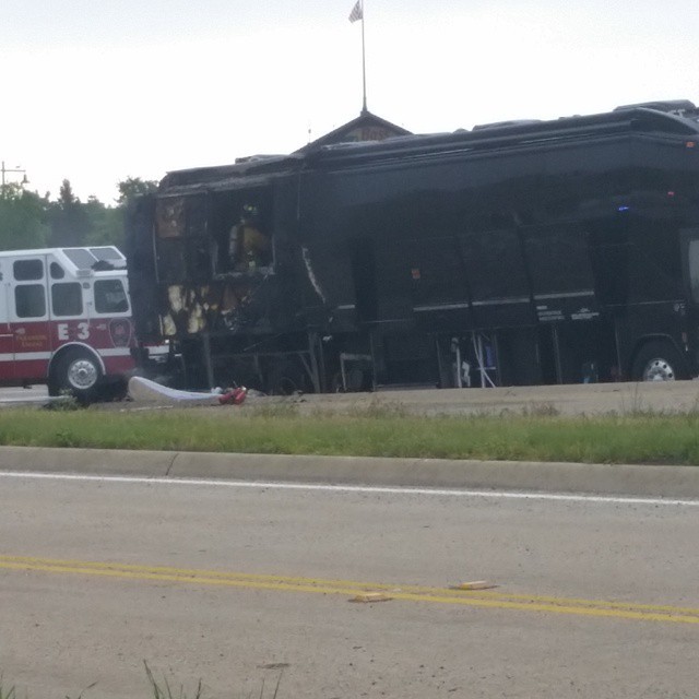 Ônibus da banda Lady Antebellum (Foto: Reprodução/Instagram)