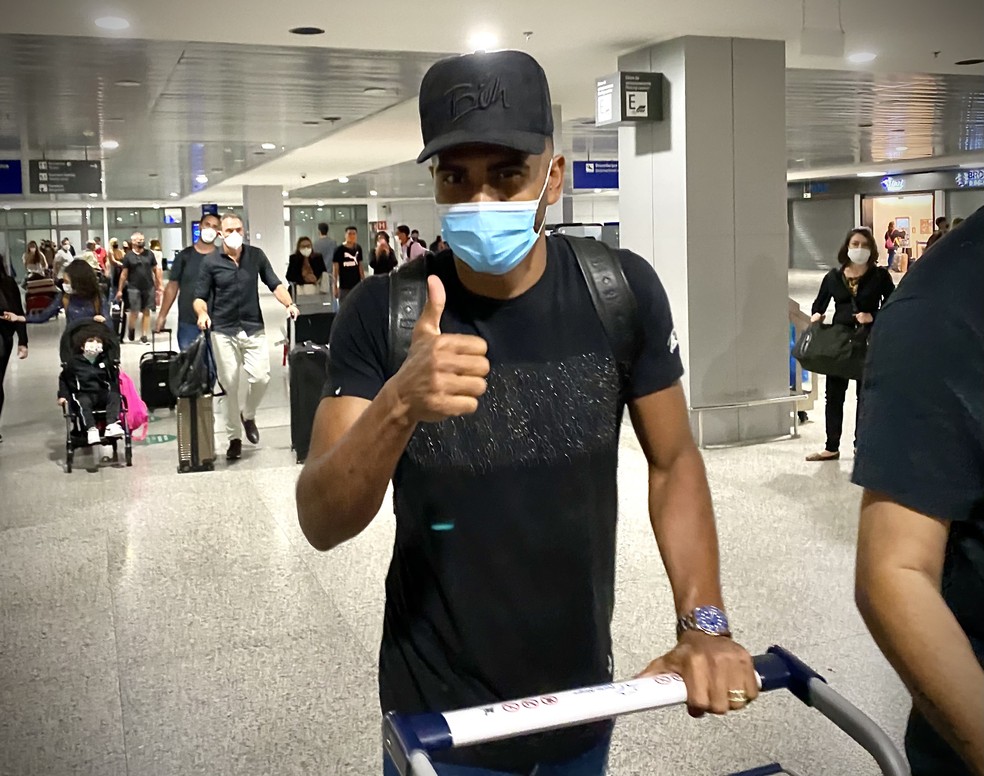 Experiência, carência, entenda a contratação de Thiago Santos