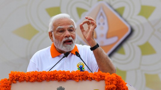 Índia dá guinada para autocracia nacionalista hindu