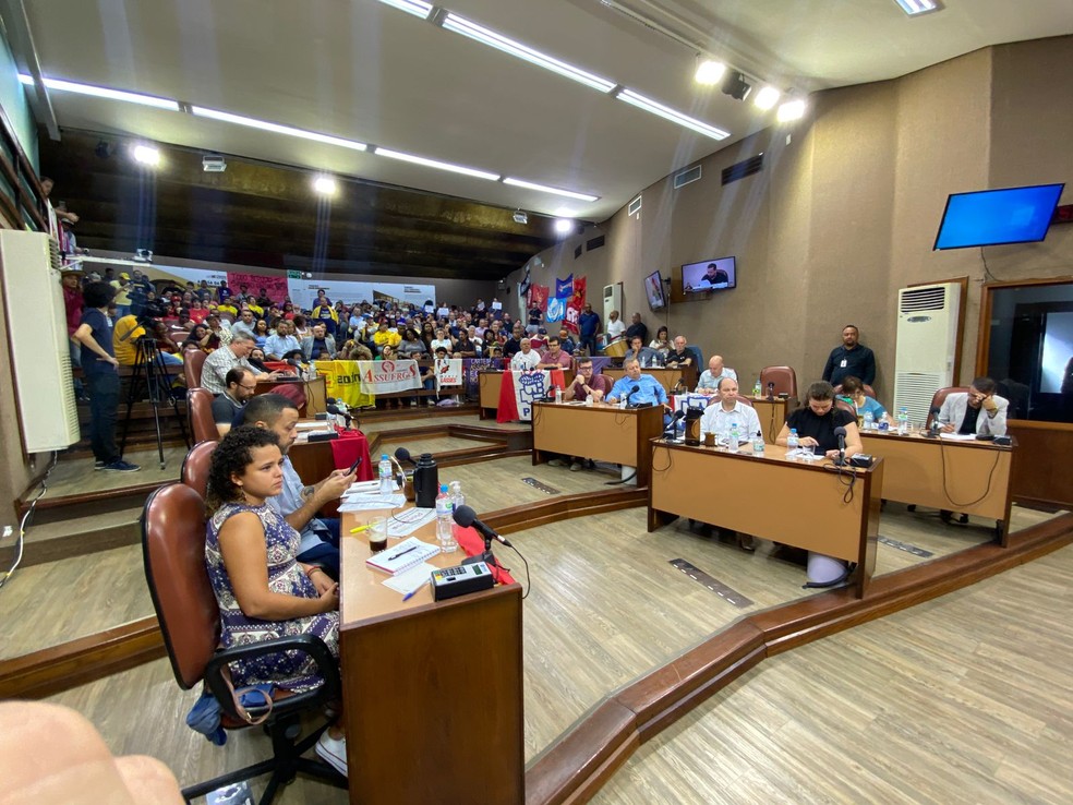 Sessão na Câmara de Vereadores de Caxias do Sul aceita pedido de cassação de vereador Fantinel (sem partido). — Foto: Leonardo Portella/RBS TV