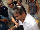 Ex-governador do RS Olívio Dutra é agredido em assalto em Porto Alegre
