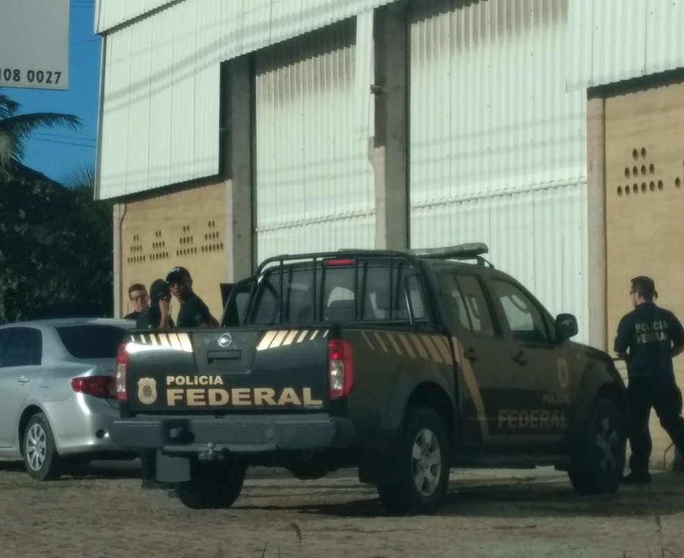 Políca Federal cumpre mandados de busca e apreensão em Alagoas (Foto: Ascom/PF)