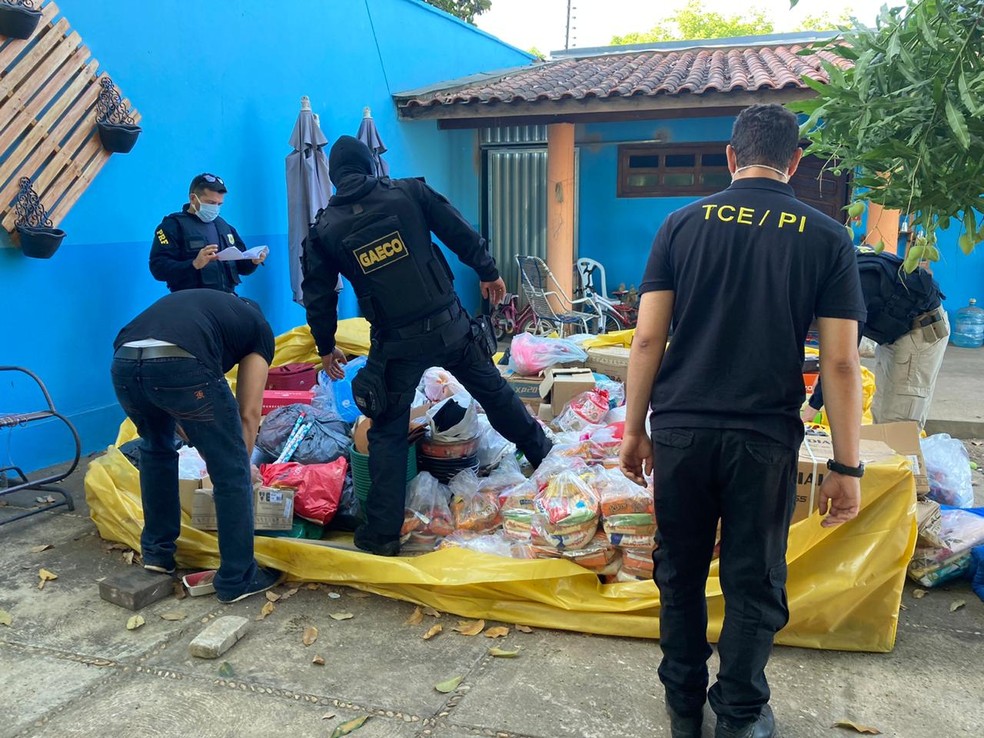 Prefeito e primeira-dama candidata são presos e MP apreende bens que seriam distribuídos em troca de votos, diz promotor — Foto: Divulgação/TCE-PI