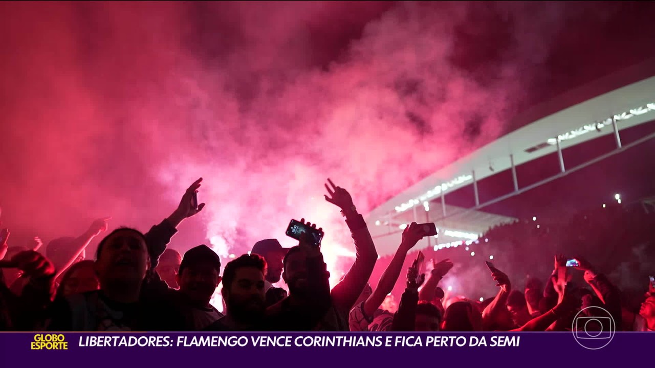Flamengo vence Corinthians e sai na frente nas quartas de final da Libertadores