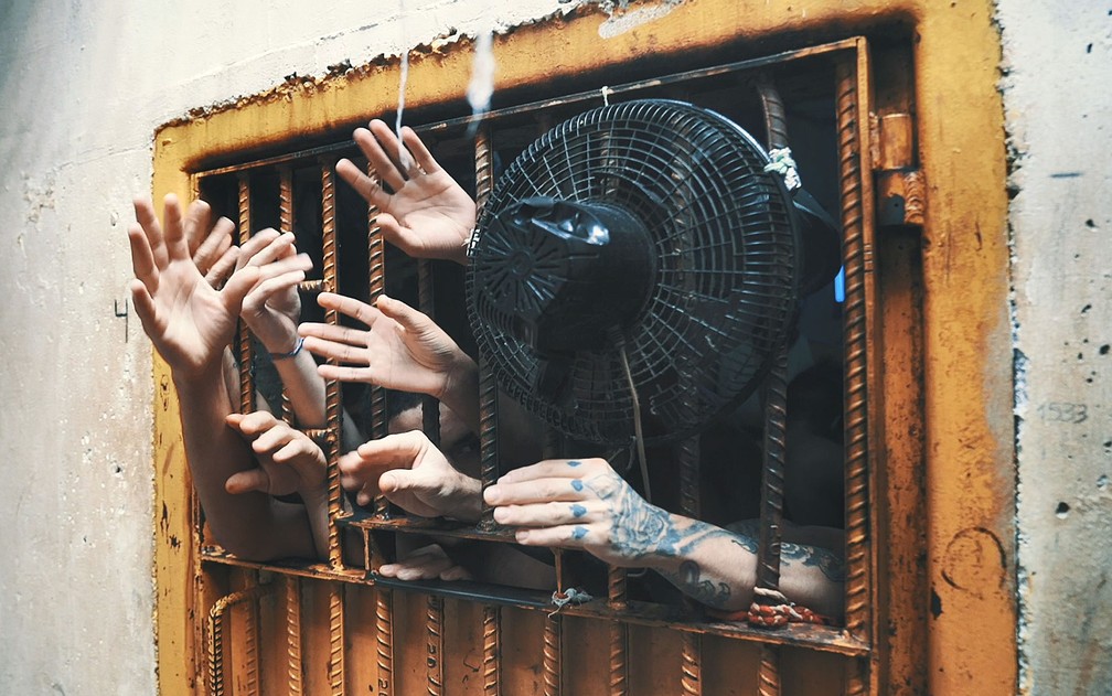 Brasil tem mais de 750 mil presos — Foto: Danilo Pousada/GloboNews