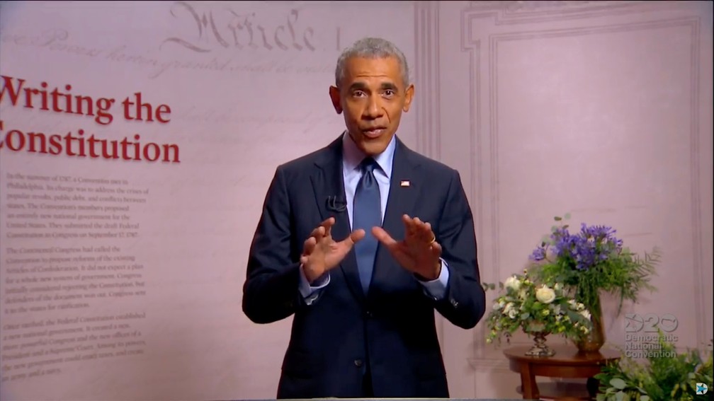 Ex-presidente dos Estados Unidos, Barack Obama, discursa no terceiro dia da Convenção Nacional Democrata nesta quarta-feira (19) — Foto:  Convenção Nacional Democrata/Pool/Reuters
