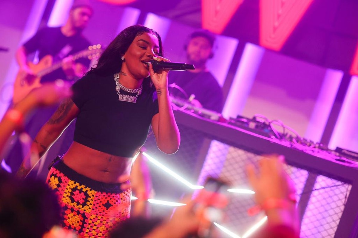 BUDMILLA: feat de cantora com Budweiser vai dar o que falar | Marcas parceiras