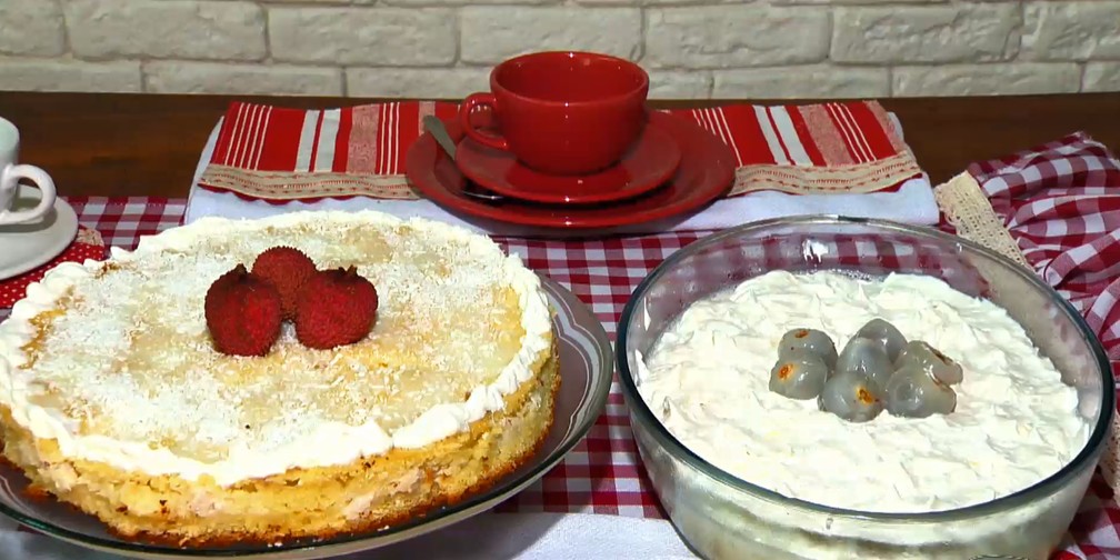 Com a lichia, é possível fazer bolos e mousses. — Foto: Reprodução/TV Gazeta