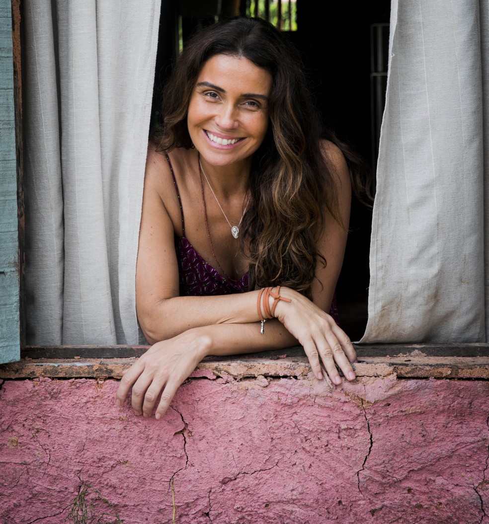 A atriz será a protagonista da novela, que se apaixonará por Beto Falcão (Emilio Dantas)  (Foto: João Miguel Júnior/ Globo)
