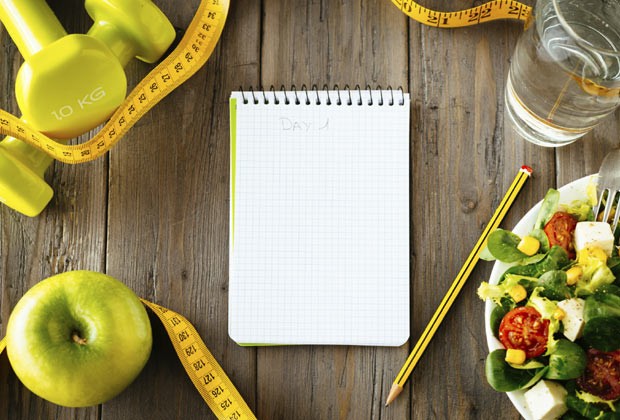 A nutricionista Michelle Gallant, de Havard, recomenda prestar atenção nos efeitos da comida no nosso organismo: o que nos faz bem, o que nos faz mal, o que precisamos comer (Foto: Think Stock)