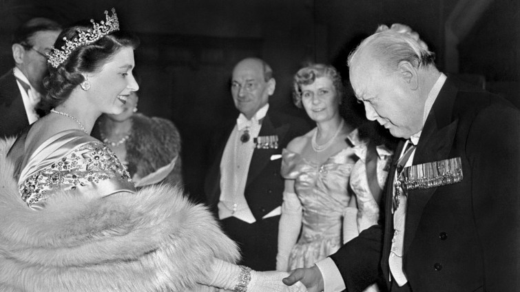 Churchill já ocupava o cargo de primeiro-ministro quando Elizabeth II foi coroada, há 70 anos — Foto: Reprodução/International Churchill Society (ICS)