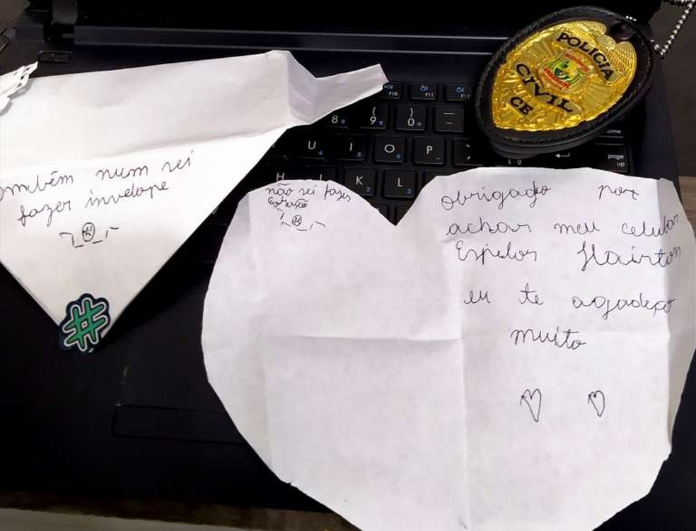 Criança envia carta a inspetor da polícia que a ajudou a recuperar o celular furtado, em Crateús. — Foto: Divulgação/SSPDS