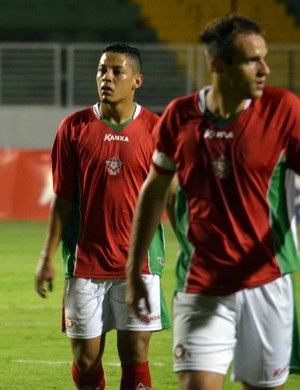 Tomas chega ao 13º gol no Boa Esporte e faz história (Foto: Tiago Campos)