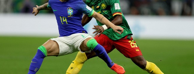 Camarões e Brasil se enfrentam no Estádio Lusail, ao norte de Doha, em 2 de dezembro de 2022.  — Foto: Adrian DENNIS / AFP