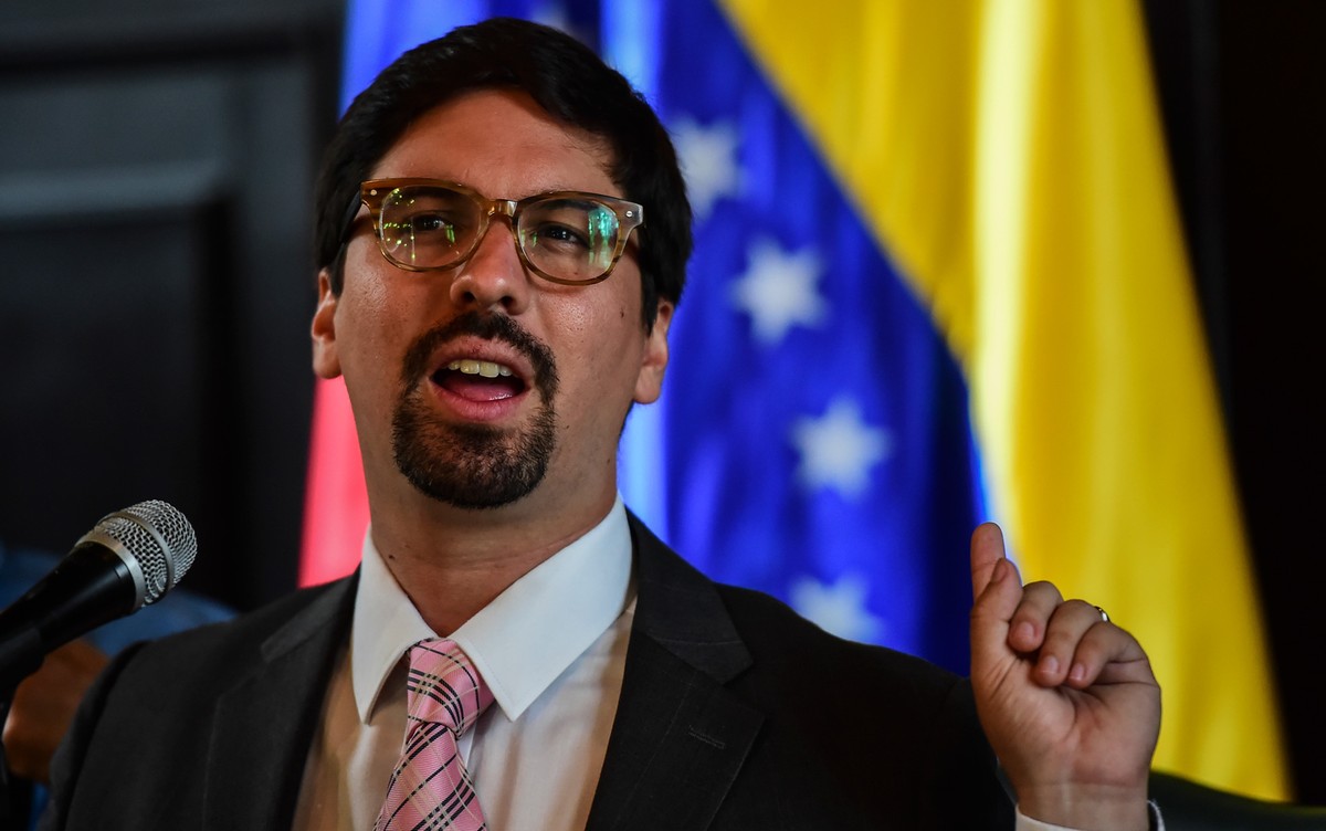 Venezuela liberta líder da oposição acusado de traição e terrorismo