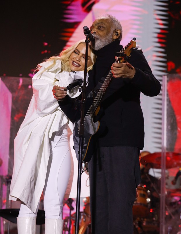 Luísa Sonza e Gilberto Gil (Foto: Lucas Ramos / AgNews)