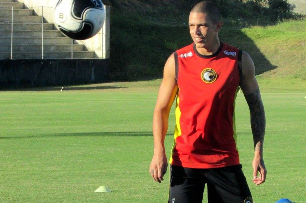 Atacante Luizão acertou a rescisão com o Globo FC (Foto: Rhuan Carlos/Divulgação)