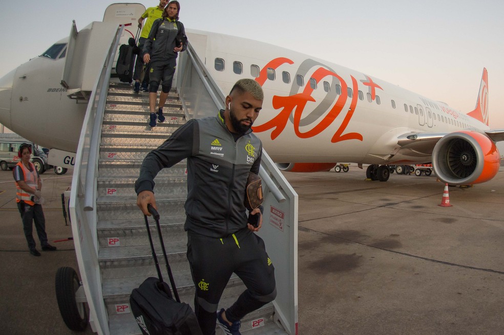 Flamengo embarca nesta quarta para Lima em voo com final do número 81 — Foto: Alexandre Vidal