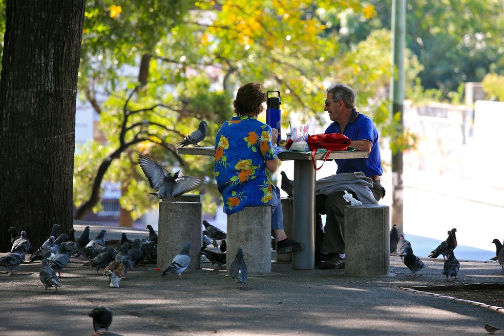 Relações familiares ficam sob estresse quando todas as conversas com seus filhos adultos giram sobre o tema dinheiro — Foto: Alec Proimos: https://commons.wikimedia.org/w/index.php?curid=25651054