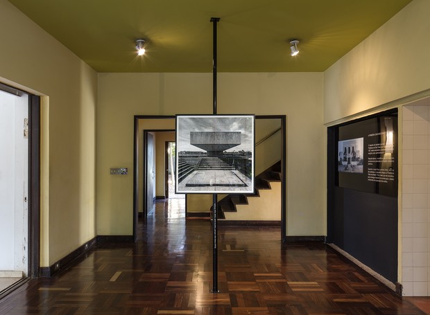 Com 20 imagens, o artista registra a ressonância do pensamento da escola alemã em obras de arquitetos brasileiros  (Foto: Divulgação)