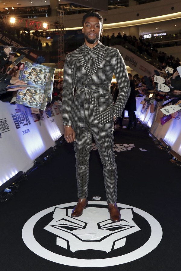 SEOUL, SOUTH KOREA - FEBRUARY 05:  Actor Chadwick Boseman arrives at the red carpet of the Seoul premiere of 'Black Panther' on February 5, 2018 in Seoul, South Korea.  (Photo by Han Myung-Gu/Getty Images for Disney) (Foto: Getty Images for Disney)