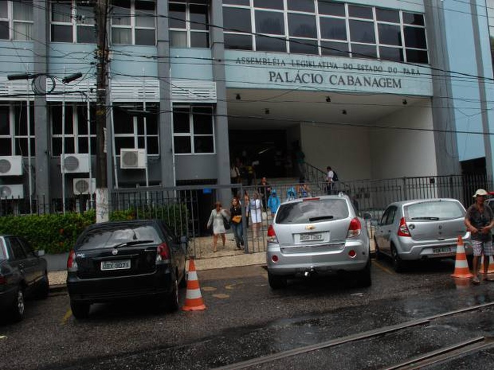 Depoimento é prestado na Assembleia Legislativa do Pará (Alepa), na manhã desta sexta-feira (24), em Belém. (Foto: Roberto Vale / O Liberal)