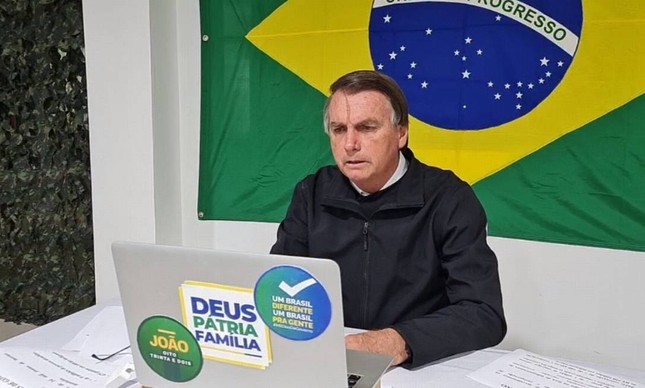 O presidente Jair Bolsonaro durante entrevista