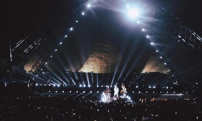 Show do Maroon 5 nas pirâmides do Egito