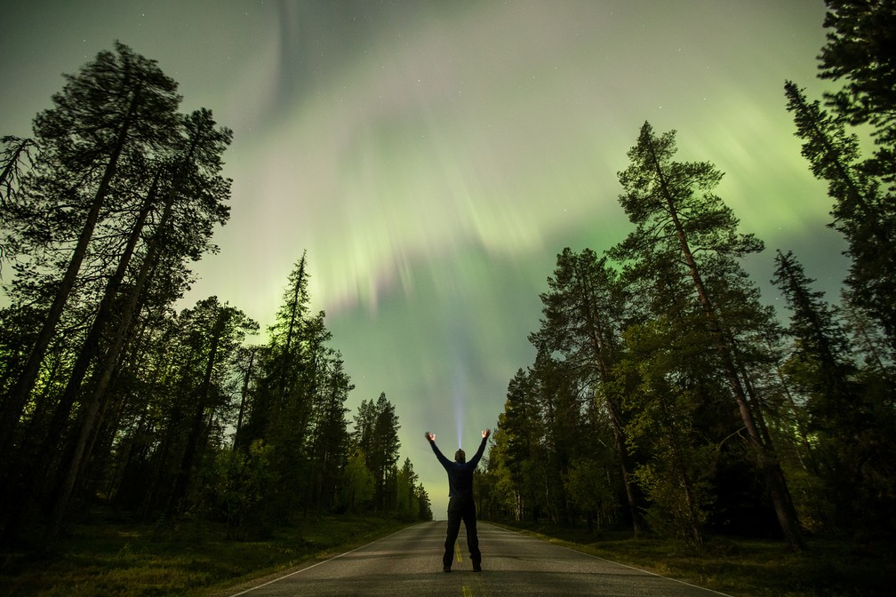 Aurora Boreal é vista perto da vila de Pallas, em  Lapónia, na Finlândia (Foto: Alexander Kuznetsov/All About Lapland/Reuters)