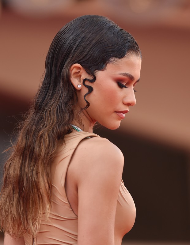 VENICE, ITALY - SEPTEMBER 03:  Zendaya attends the red carpet of the movie "Dune" during the 78th Venice International Film Festival on September 03, 2021 in Venice, Italy. (Photo by Stefania D'Alessandro/Getty Images) (Foto: Getty Images)