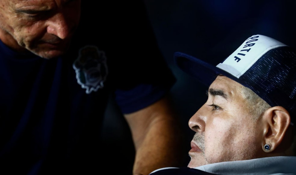 Diego Armando Maradona é atualmente técnico do Gimnasia de La Plata — Foto: Getty Images
