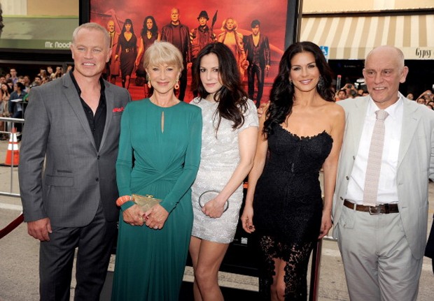  Neal McDonough, Helen Mirren, Mary-Louise Parker, Catherine Zeta-Jones e John Malkovich  (Foto: Getty Images)