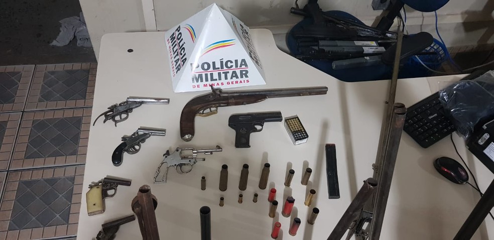 Material foi encontrado em uma casa no Bairro Alto São João — Foto: Polícia Militar/ Divulgação