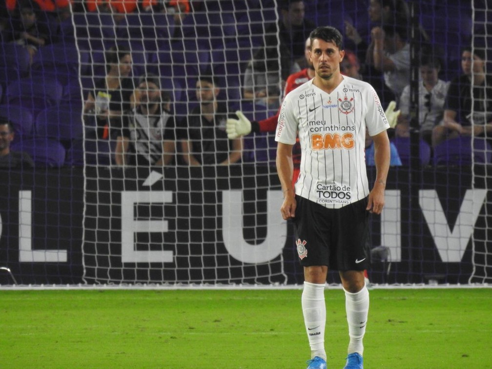 Fora De Lista Do Paulistao Danilo Avelar Desfalca Corinthians Por Ate Quatro Semanas Corinthians Ge