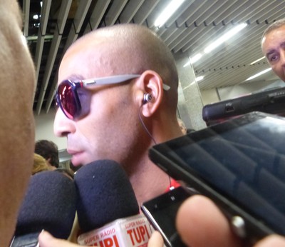 Sheik fala sobre enfrentar o Timão: Não vejo porque não deixar jogar