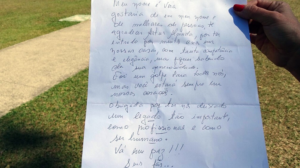 Despedida do jornalista Artur Almeida é marcada por emoção 