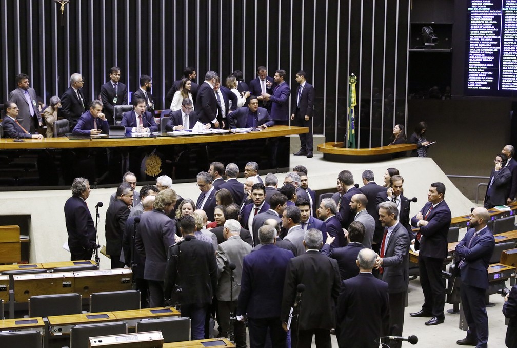 Plenário da Câmara na sessão que deu início à discussão no plenário da reforma da Previdência — Foto: Pablo Valadares/Câmara dos Deputados 