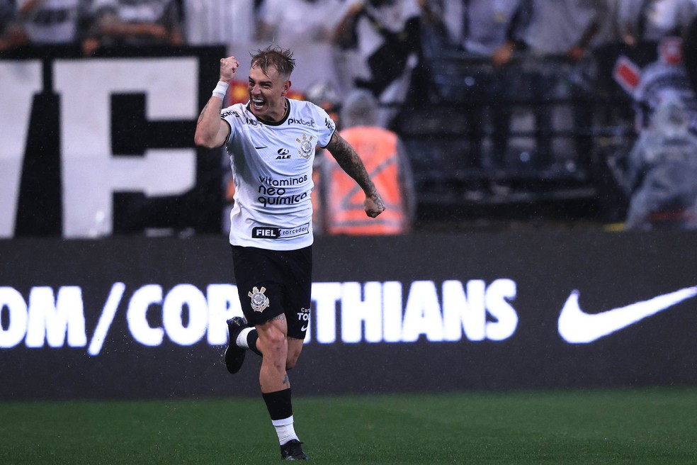 O que acontece com Yuri? Guedes é o novo Romarinho? Setoristas do Corinthians debatem o Dérbi