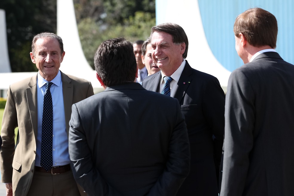 Presidente da Rep&uacute;blica Jair Bolsonaro, durante encontro com o senhor Paulo Skaf, Presidente da Federa&ccedil;&atilde;o das Ind&uacute;strias do Estado de S&atilde;o Paulo (Fiesp) e empres&aacute;rios &mdash; Foto: Marcos Corr&ecirc;a/PR
