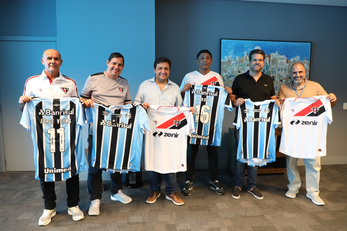Ex-Grêmio e Ferroviário, Jardel e Jorge Veras são recebidos na Arena antes de duelo na Copa do Brasil