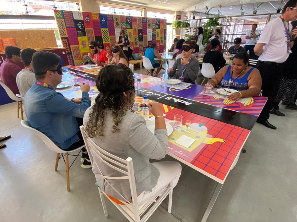 Hacktown 2022 teve workshop com experiência às cegas em Santa Rita do Sapucaí — Foto: Nathália Melo