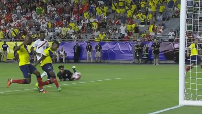 Bolaños sente dores em empate e vira dúvida do Equador na Copa América