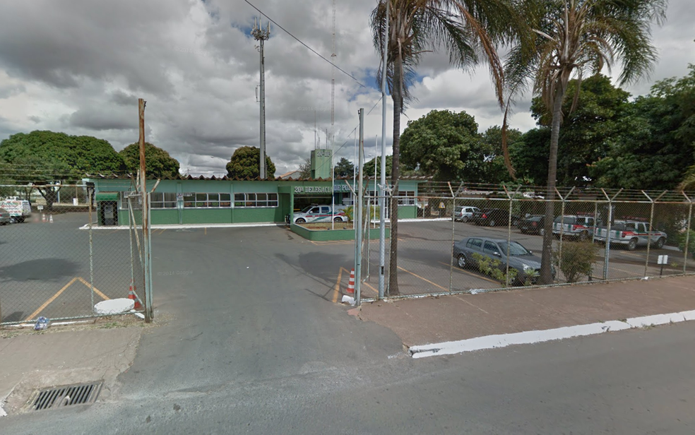 Fachada da 20ª DP, no Gama — Foto: Google/Reprodução
