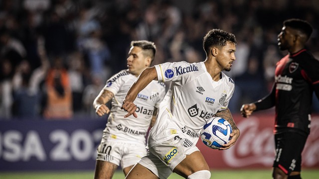 Gol de Marcos Leonardo em Santos x Newell's Old Boys