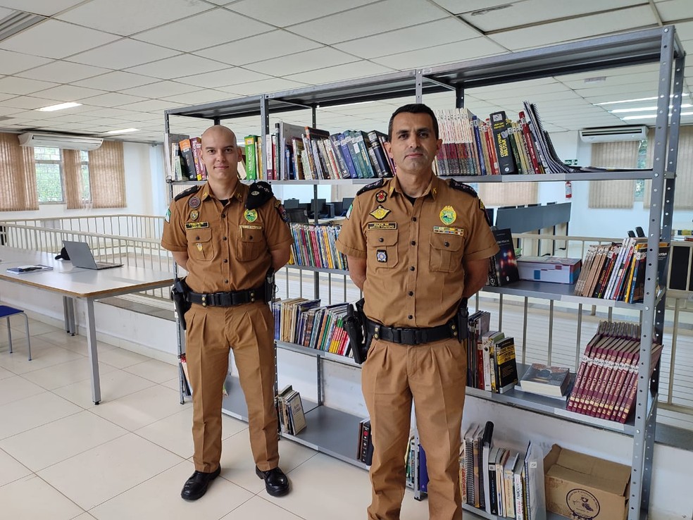 Policiais organizam campanha para arrecadar livros e montar biblioteca dentro de batalhão — Foto: Reprodução/Arquivo pessoal