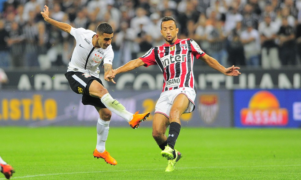 NenÃª tem sido um dos melhores sob o comando do treinador uruguaio (Foto: Marcos Ribolli)