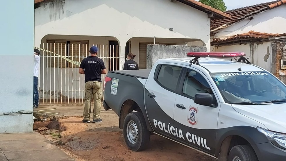 Corpo de mulher foi encontrado em Gurupi — Foto: Jairo Santos/TV Anhanguera