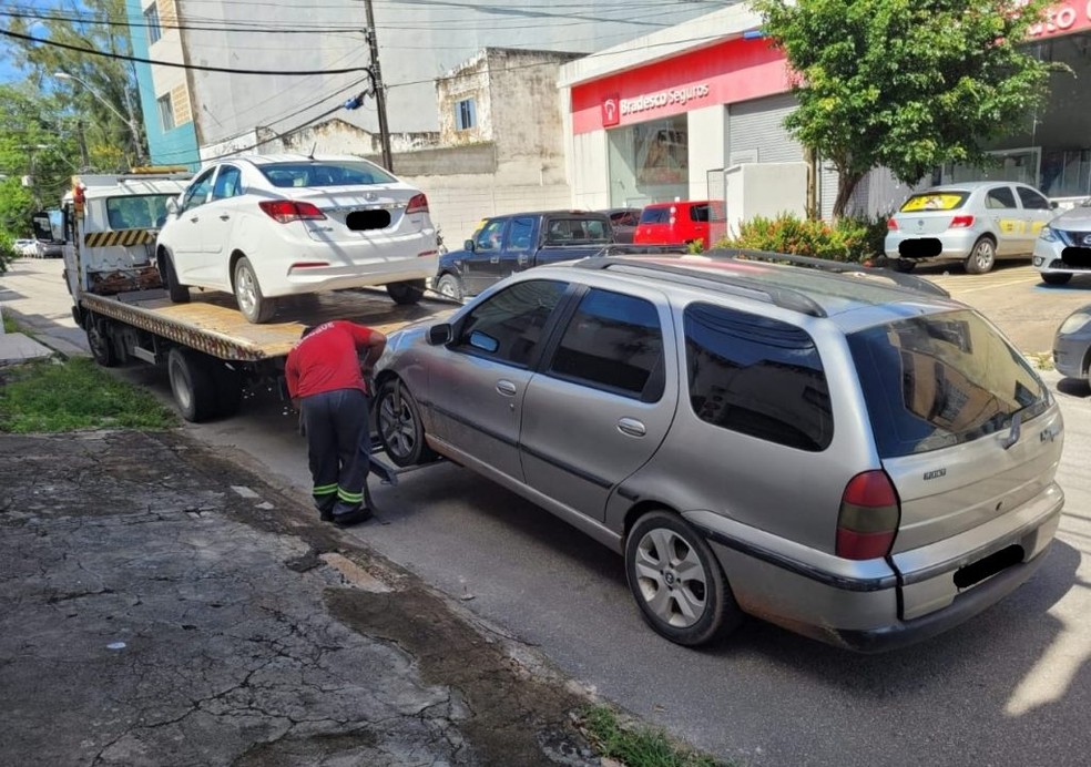 Veículos apreendidos são liberados apenas com a regularização do proprietário junto ao município de Maceió, Alagoas — Foto: SMTT